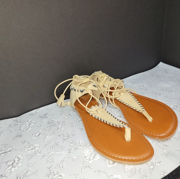 Express Tan Gladiator Sandals Women's Size 8 Lace Up Silver Trim - Picture 4 of 8